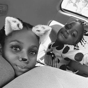 Meet your Posher, Leandra